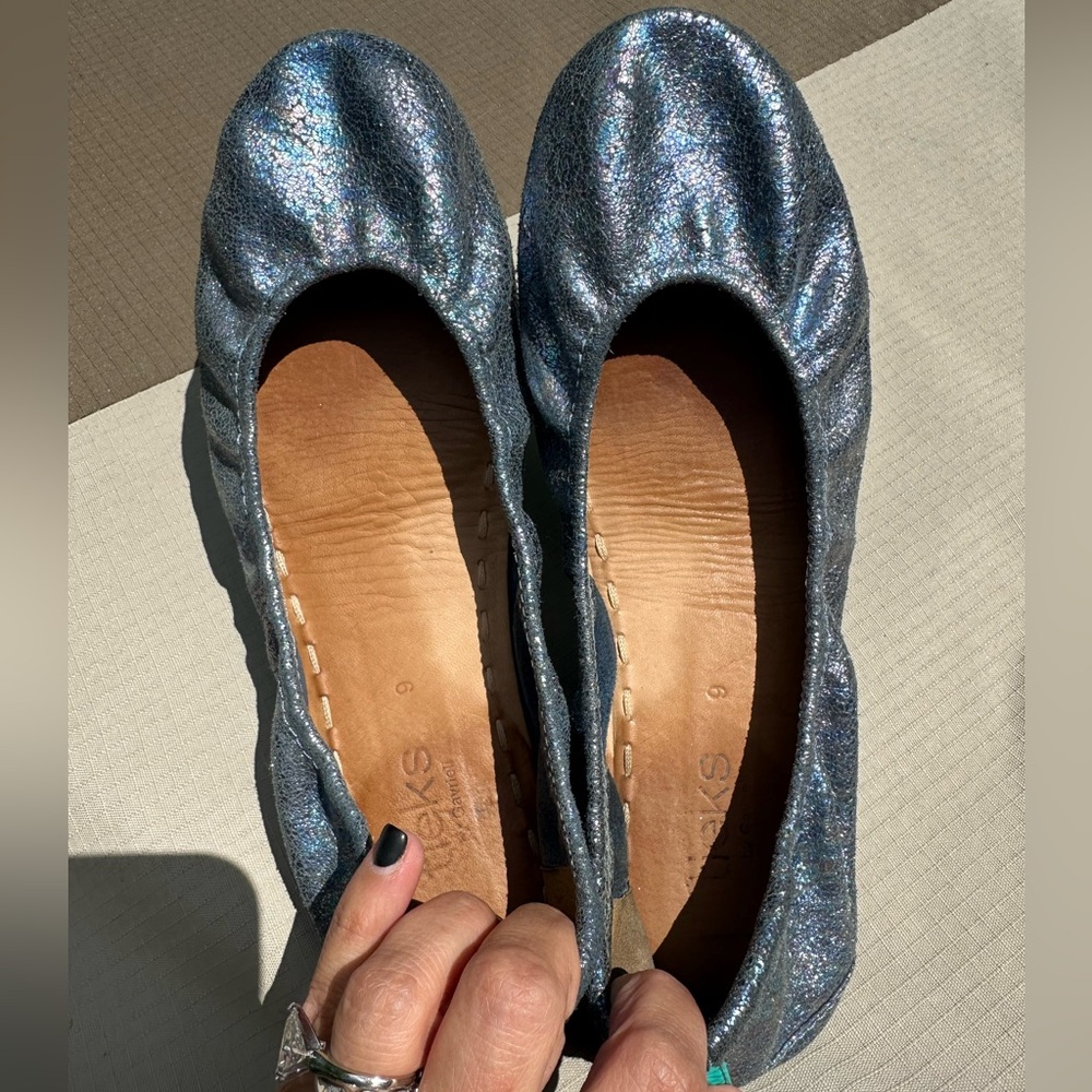 Tieks Moonstrucks Size 9 in good condition.